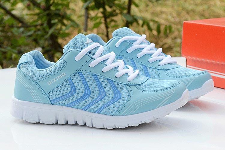Women's Breathable Mesh Sneakers