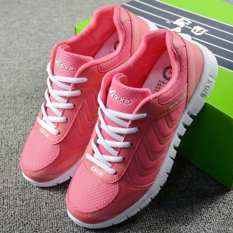 Women's Breathable Mesh Sneakers