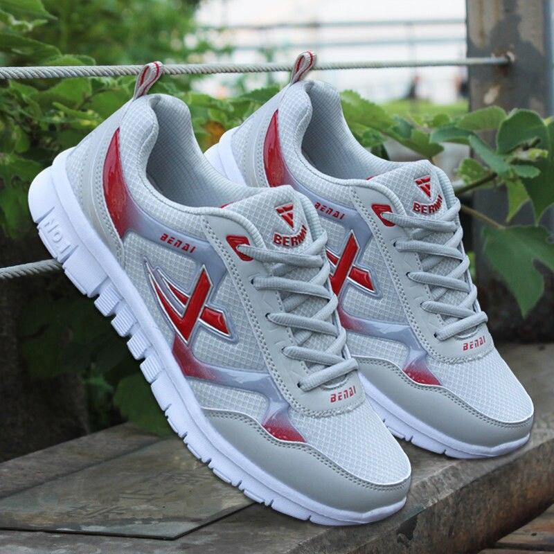 Men's Lightweight Slip-On Mesh Running Sneakers